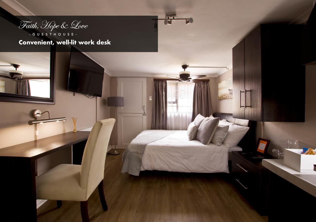 Faith, Hope & Love Self Catering Port Elizabeth Zewnętrze zdjęcie